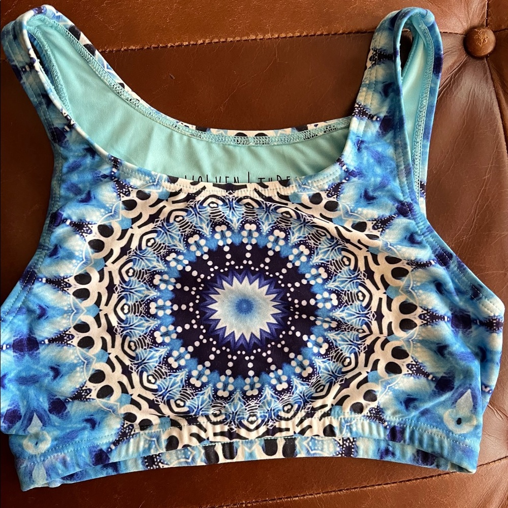 Wolven Threads crop